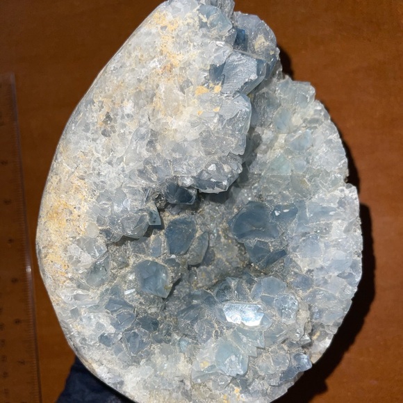 XL Celestite Egg - Picture 10 of 15